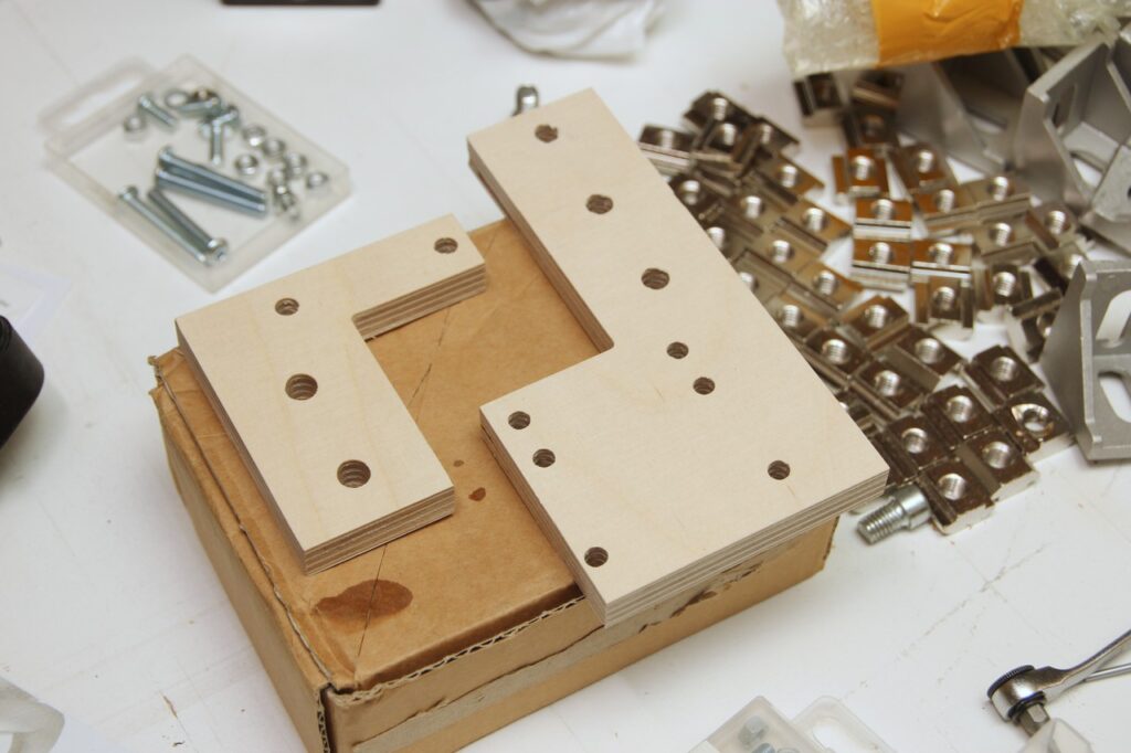 end mount plate prototypes